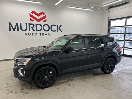 2025 Volkswagen Atlas 2.0T SE w/Technology 4MOTION