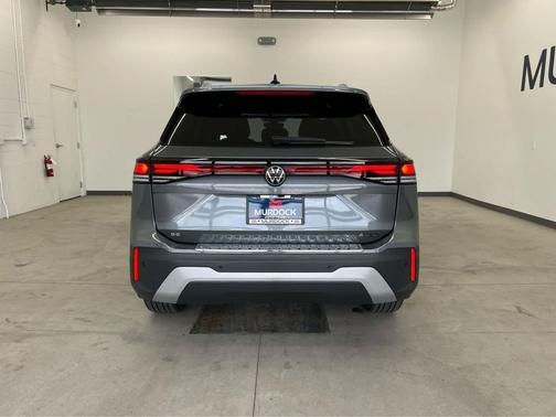 platinum gray metallic 2026 Volkswagen Tiguan 2.0T SE