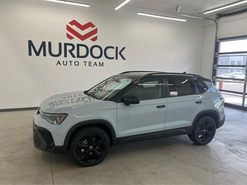 2025 Volkswagen Taos 1.5T SE Black
