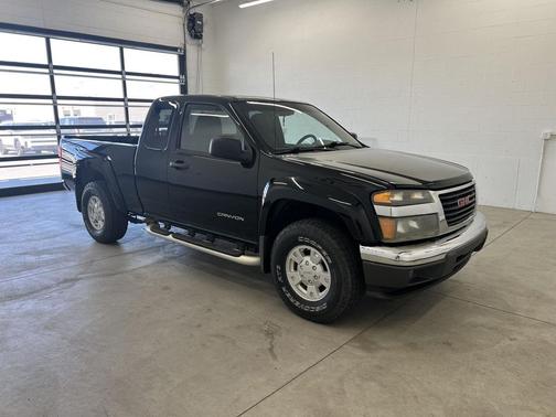 Black Onyx 2005 GMC Canyon SLE