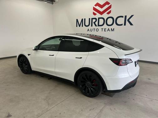 Pearl White Multi-Coat 2022 Tesla Model Y Performance Dual Motor All-Wheel Drive