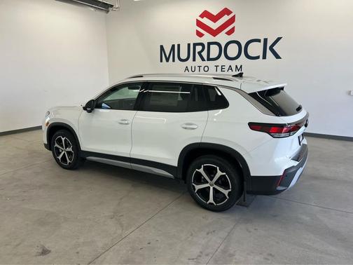 pure white 2026 Volkswagen Tiguan 2.0T SE