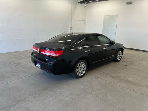 2010 Lincoln MKZ Base