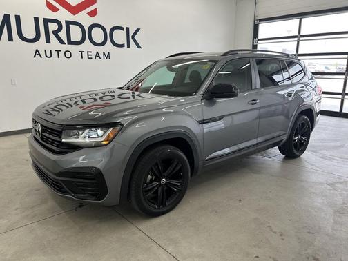 Platinum Gray Metallic 2022 Volkswagen Atlas 3.6L SEL