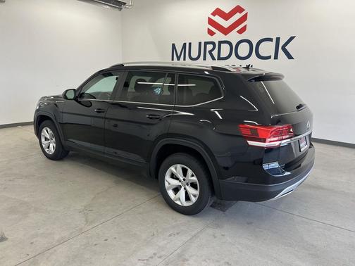 Deep Black Pearl 2018 Volkswagen Atlas 3.6L Launch Edition