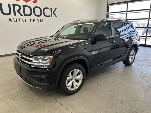 Deep Black Pearl 2018 Volkswagen Atlas 3.6L Launch Edition
