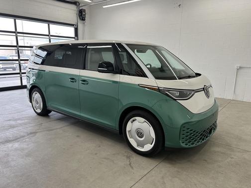 Candy White 2025 Volkswagen ID. Buzz 1st Edition with 4MOTION