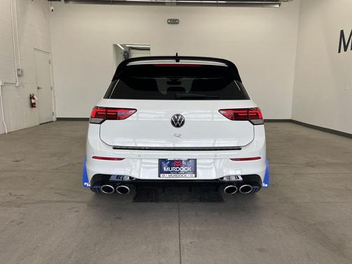 Pure White 2024 Volkswagen Golf R 2.0T DSG
