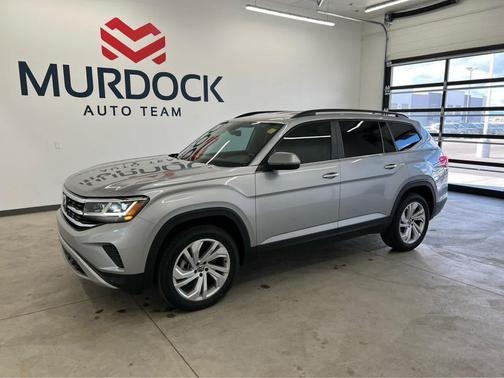 2022 Volkswagen Atlas 3.6L SE w/Technology