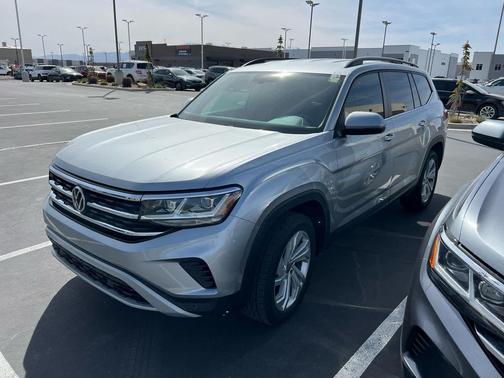 2022 Volkswagen Atlas 3.6L SE w/Technology