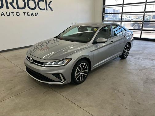 Pyrite Silver Metallic 2025 Volkswagen Jetta 1.5T SE