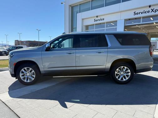 2024 Chevrolet Suburban Premier