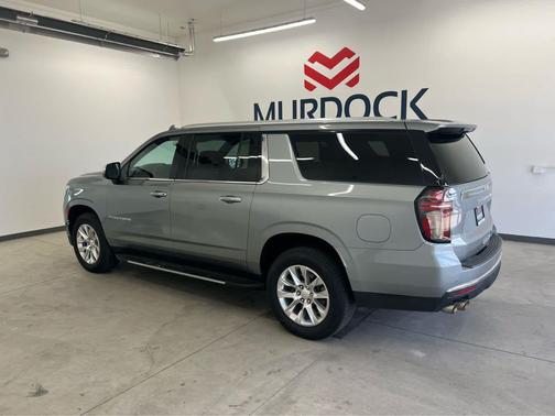 Sterling Gray Metallic 2024 Chevrolet Suburban Premier