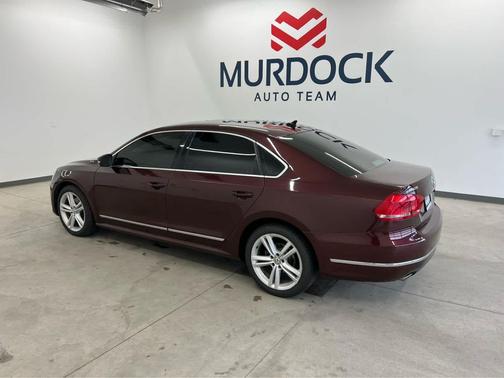 Opera Red Metallic 2014 Volkswagen Passat 2.0L TDI DSG SE w/Sunroof