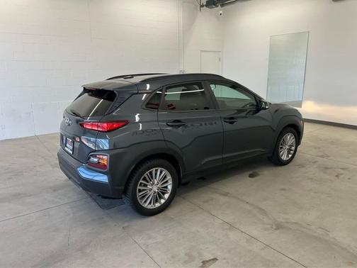 Thunder Gray 2018 Hyundai KONA SEL