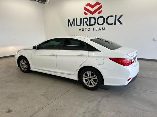 Pearl White 2014 Hyundai SONATA GLS