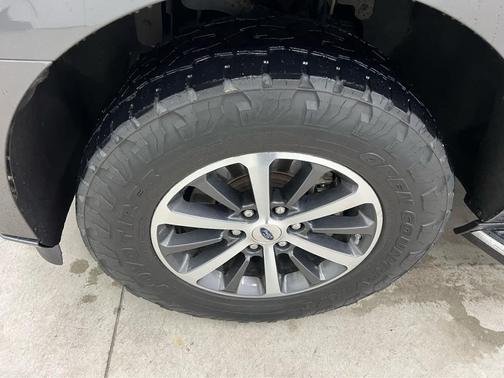 2020 Ford Expedition Max XLT