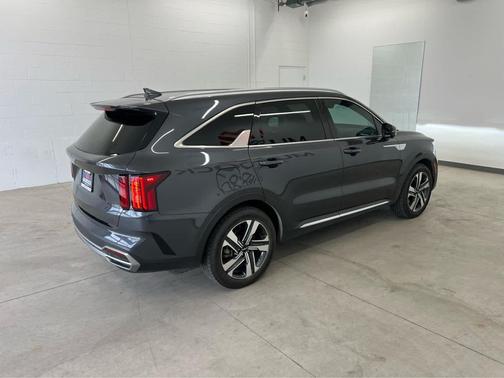 Platinum Graphite 2022 Kia Sorento Plug-In Hybrid SX Prestige