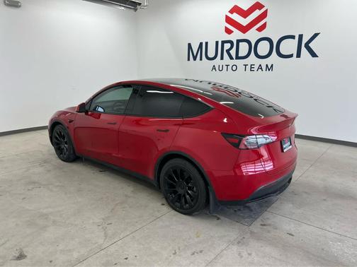 2022 Tesla Model Y Long Range Dual Motor All-Wheel Drive