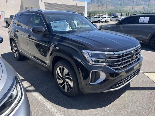 deep black pearl 2026 Volkswagen Atlas 2.0T SEL