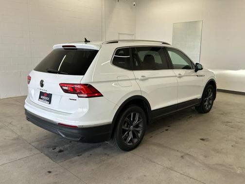 2022 Volkswagen Tiguan 2.0T SE 4MOTION