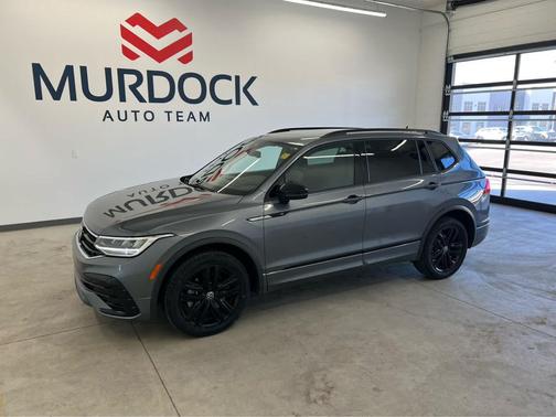 2022 Volkswagen Tiguan 2.0T SE R-Line Black 4MOTION