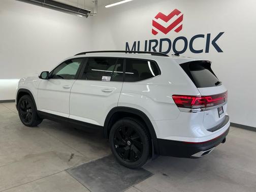 2026 Volkswagen Atlas 2.0T SE w/Technology 4MOTION