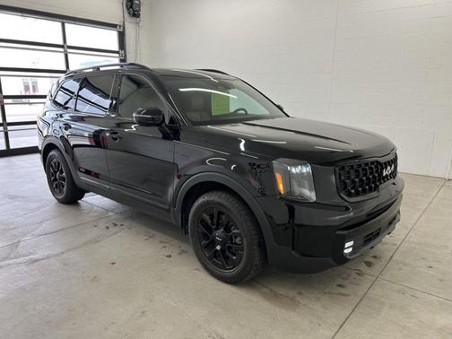 Ebony Black 2024 Kia Telluride SX Prestige X-Pro
