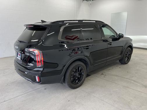 Ebony Black 2024 Kia Telluride SX Prestige X-Pro