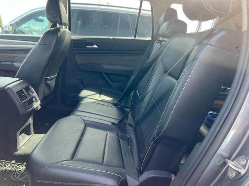 2022 Volkswagen Atlas 2.0T SEL