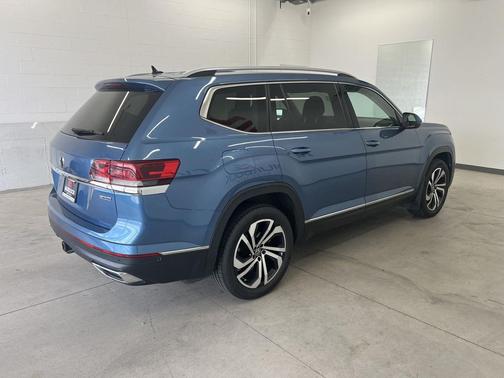 Pacific Blue Metallic 2021 Volkswagen Atlas 3.6L SEL Premium