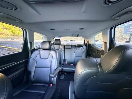 Snow White Pearl 2021 Kia Telluride S