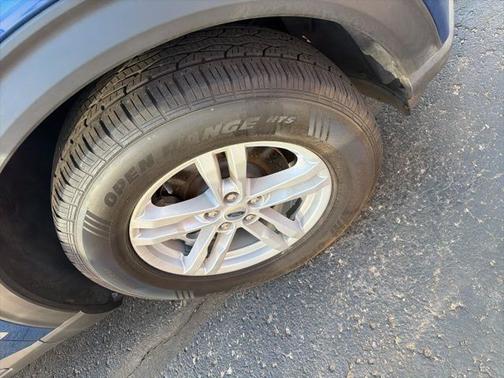 2022 Ford Explorer BASE