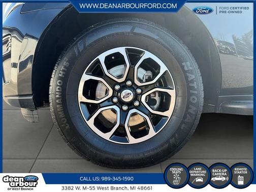 AGATE BLACK METALLIC 2024 Ford Expedition XLT
