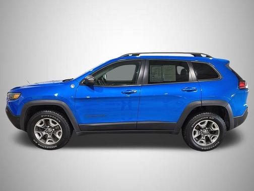 Hydro Blue Pearlcoat 2019 Jeep Cherokee TRAILHAWK