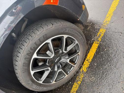 Dark Ash Metallic 2023 Chevrolet Tahoe RST