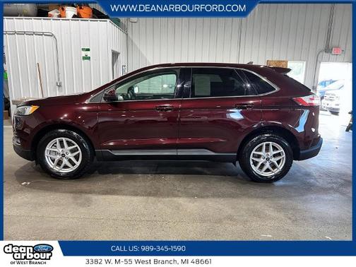BURGUNDY VELVET MET TINT CC 2024 Ford Edge SEL