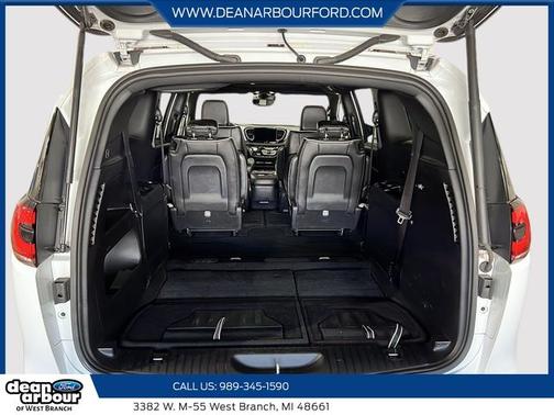 Bright White Clearcoat 2025 Chrysler Pacifica LIMITED