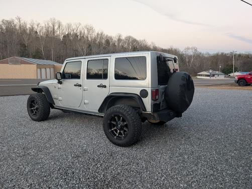 2012 Jeep Wrangler Unlimited Sahara