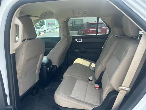 2022 Ford Explorer Utility 4D 4WD 2.3L I4 Turbo