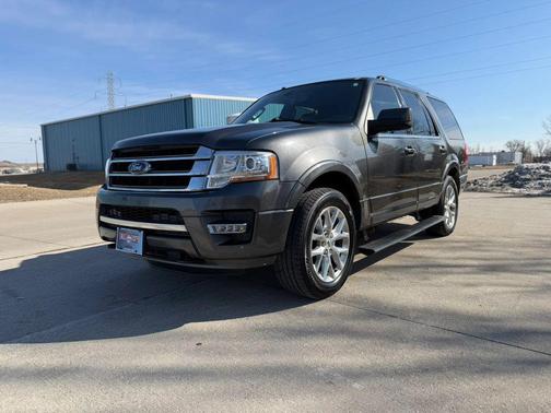 Gray 2017 Ford Expedition Limited