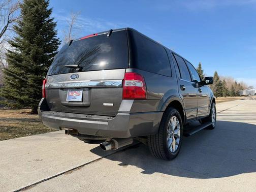 Gray 2017 Ford Expedition Limited