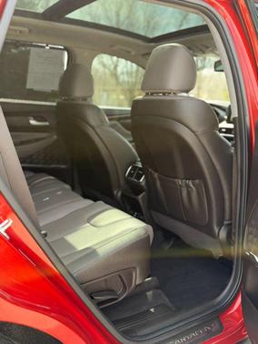 Red 2019 Hyundai SANTA FE Ultimate 2.4