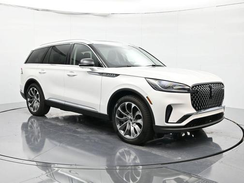 2025 Lincoln Aviator Premiere