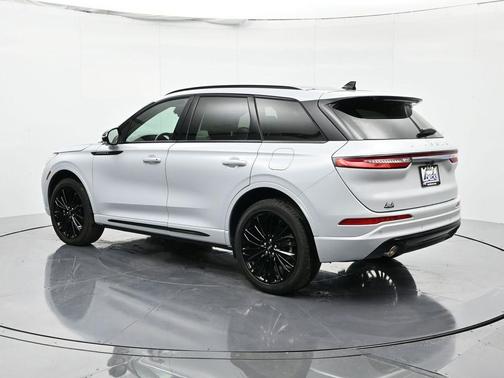 2025 Lincoln Corsair Reserve