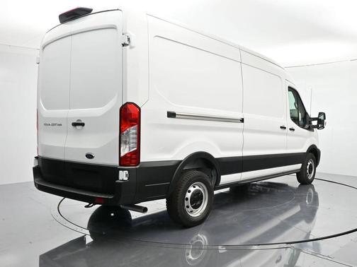 2025 Ford Transit-250 148 WB Medium Roof Cargo