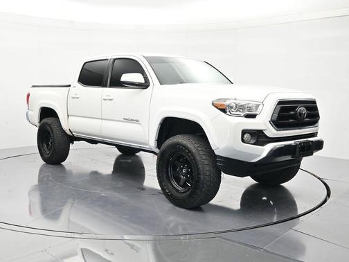 Super White 2021 Toyota Tacoma SR5