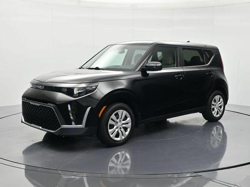 Black 2024 Kia Soul LX