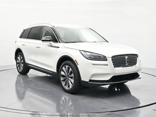 White Metallic 2022 Lincoln Corsair Reserve