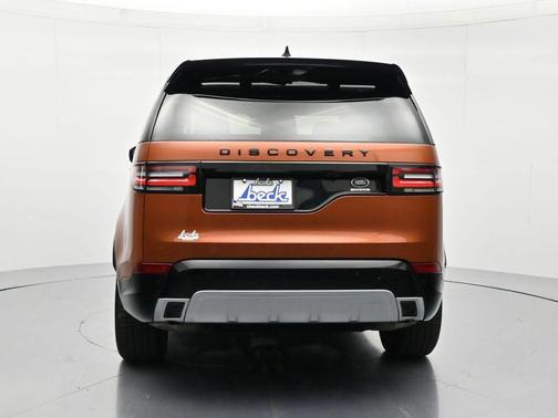 Namib Orange 2018 Land Rover Discovery HSE